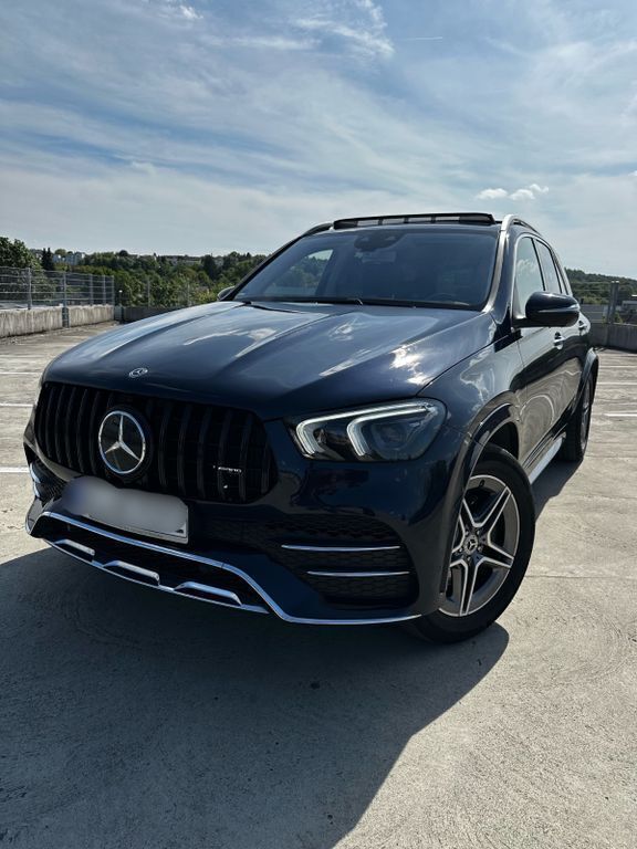 Blau Gebraucht 2019 Mercedes GLE350 AMG line SUV | 56.500 € (Teuer) - Bild 1/4