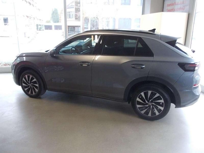 Neu VW T-Roc Life 116 PS (85 kW) 2026 Wolfgrey (grau) SUV