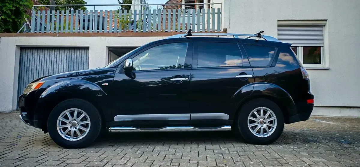 Gebraucht Mitsubishi Outlander 156 PS (114 kW) 2008 Schwarz SUV