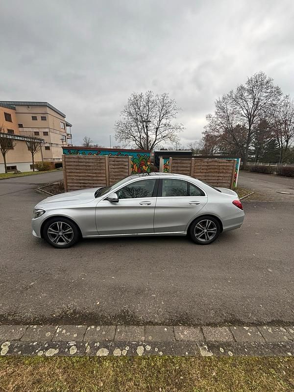 Second-hand Mercedes C220 177 CP (130 kW) 2016 Argintiu Berlinǎ