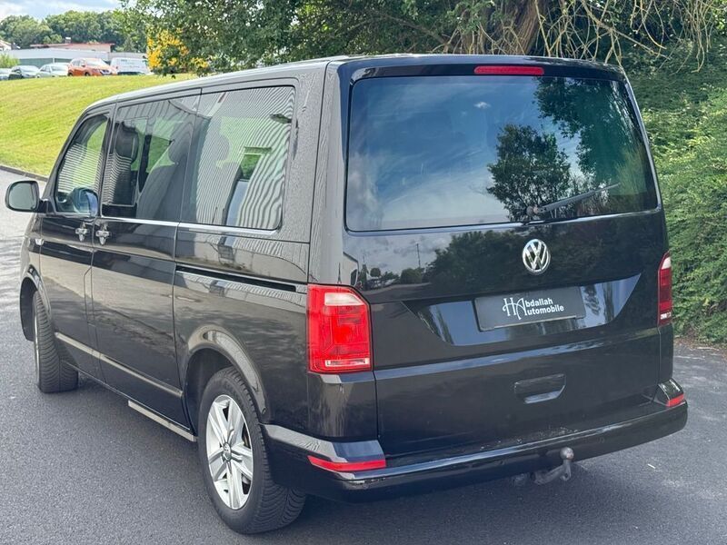 Gebraucht VW Multivan 150 PS (110 kW) 2015 Schwarz Van / Kleinbus