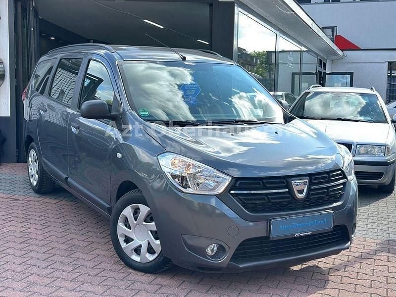 Grau Gebraucht 2018 Dacia Lodgy Essentiel Van / Kleinbus | 7.990 € (Superpreis) - Bild 1/4
