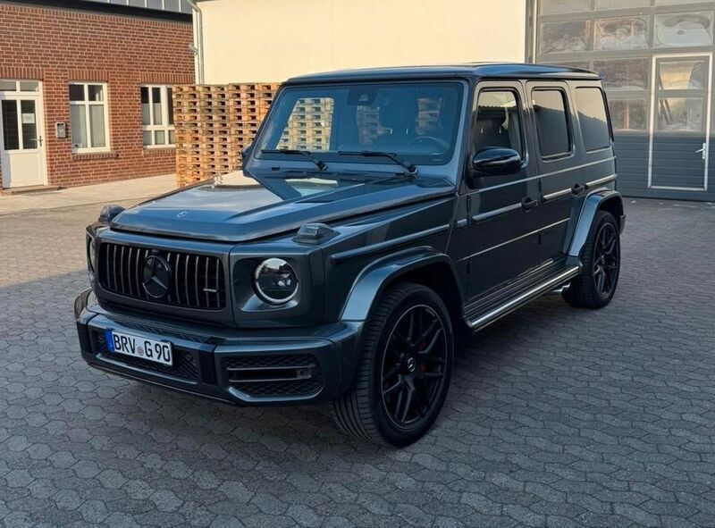 Grau Gebraucht 2019 Mercedes G63 AMG AMG SUV | 116.200 € - Bild 1/4
