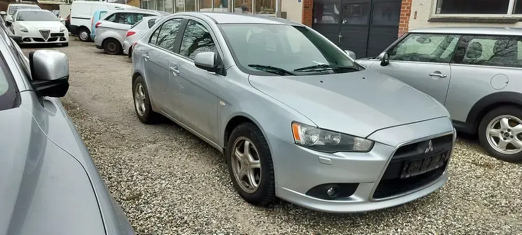 Gebraucht Mitsubishi Lancer 150 PS (110 kW) 2011 Grau Limousine