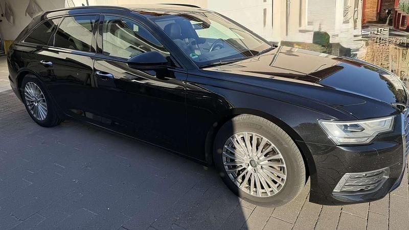 Schwarz Gebraucht 2018 Audi A6 Design Kombi | 32.999 € (Teuer) - Bild 1/4