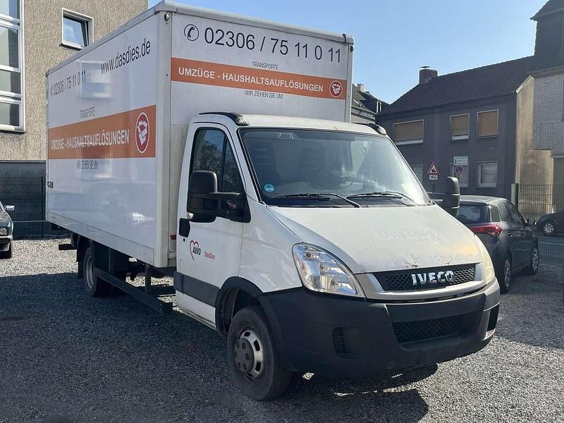 Gebraucht Iveco Daily 140 PS (102 kW) 2011 Weiß Van / Kleinbus