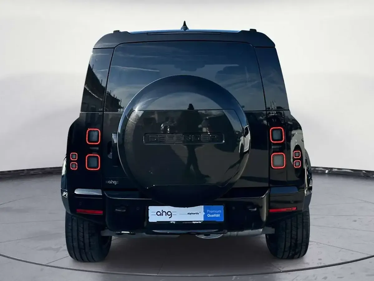 Neu Land Rover Defender HSE Dynamic 349 PS (256 kW) 2026 Schwarz SUV
