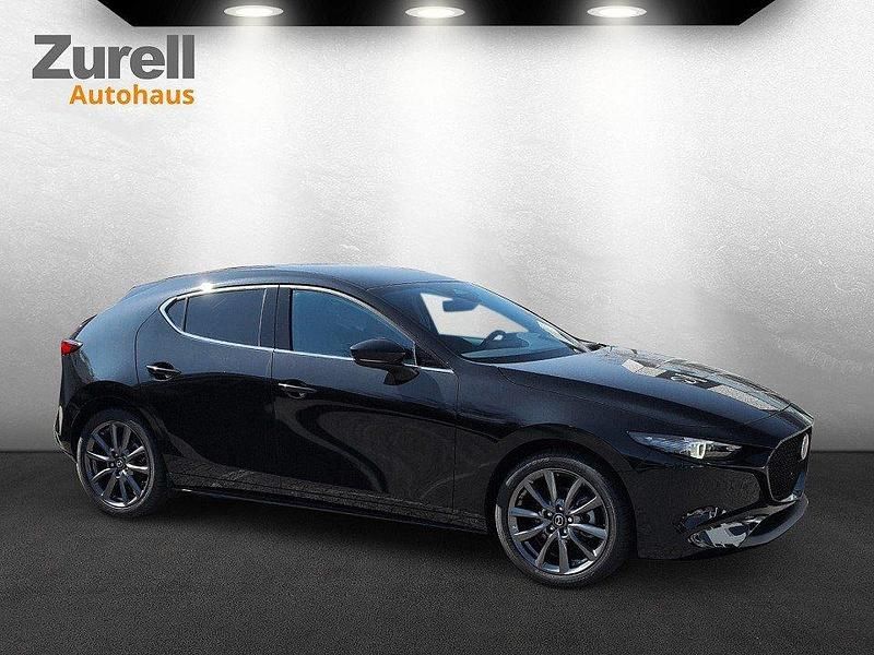 Jet black Gebraucht 2024 Mazda 3 Exclusive-Line | 28.333 € (Fairer Preis) - Bild 1/4
