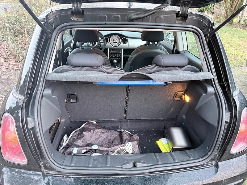 Gebraucht Mini Cooper 90 PS (66 kW) 2001 Schwarz Kleinwagen