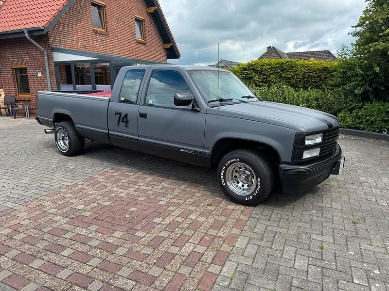 Grau Gebraucht 1990 Chevrolet C1500 Abholung | 18.600 € - Bild 1/4