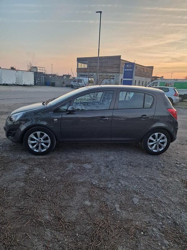 Gebraucht Opel Corsa Active 87 PS (63 kW) 2013 Grau Kleinwagen