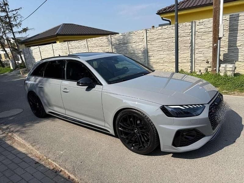 Gebraucht Audi RS4 450 PS (330 kW) 2023 Grau Kombi