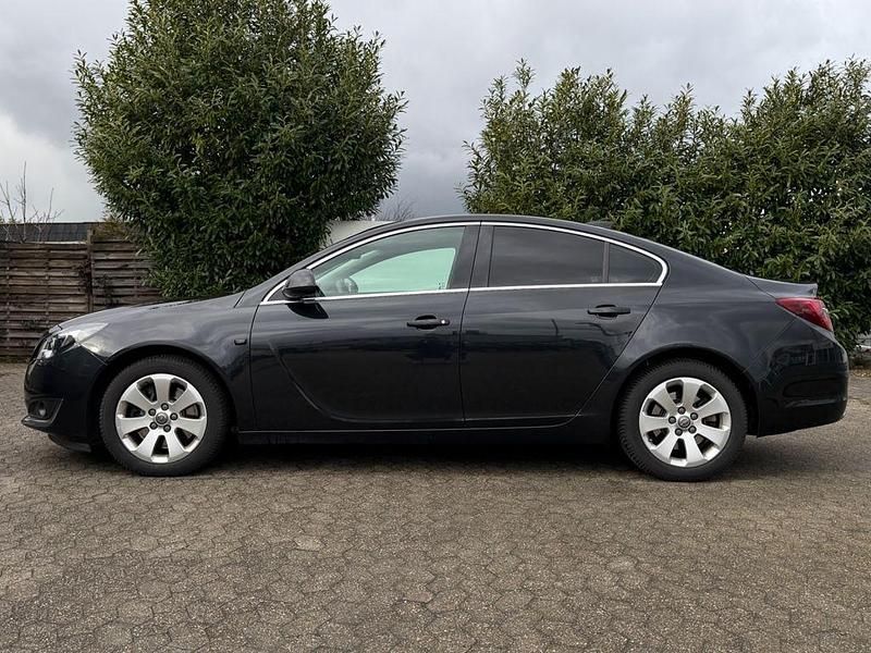 Gebraucht Opel Insignia Innovation 250 PS (183 kW) 2015 Schwarz Limousine