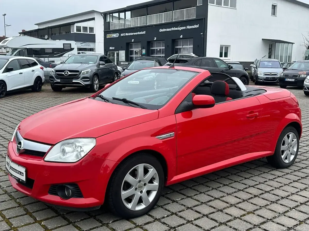Gebraucht Opel Tigra Enjoy 90 PS (66 kW) 2006 Rot Cabrio