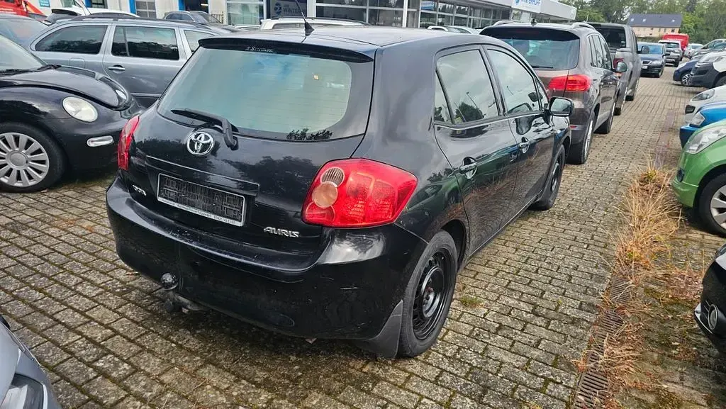 Gebraucht Toyota Auris Sol 124 PS (91 kW) 2007 Schwarz Kleinwagen