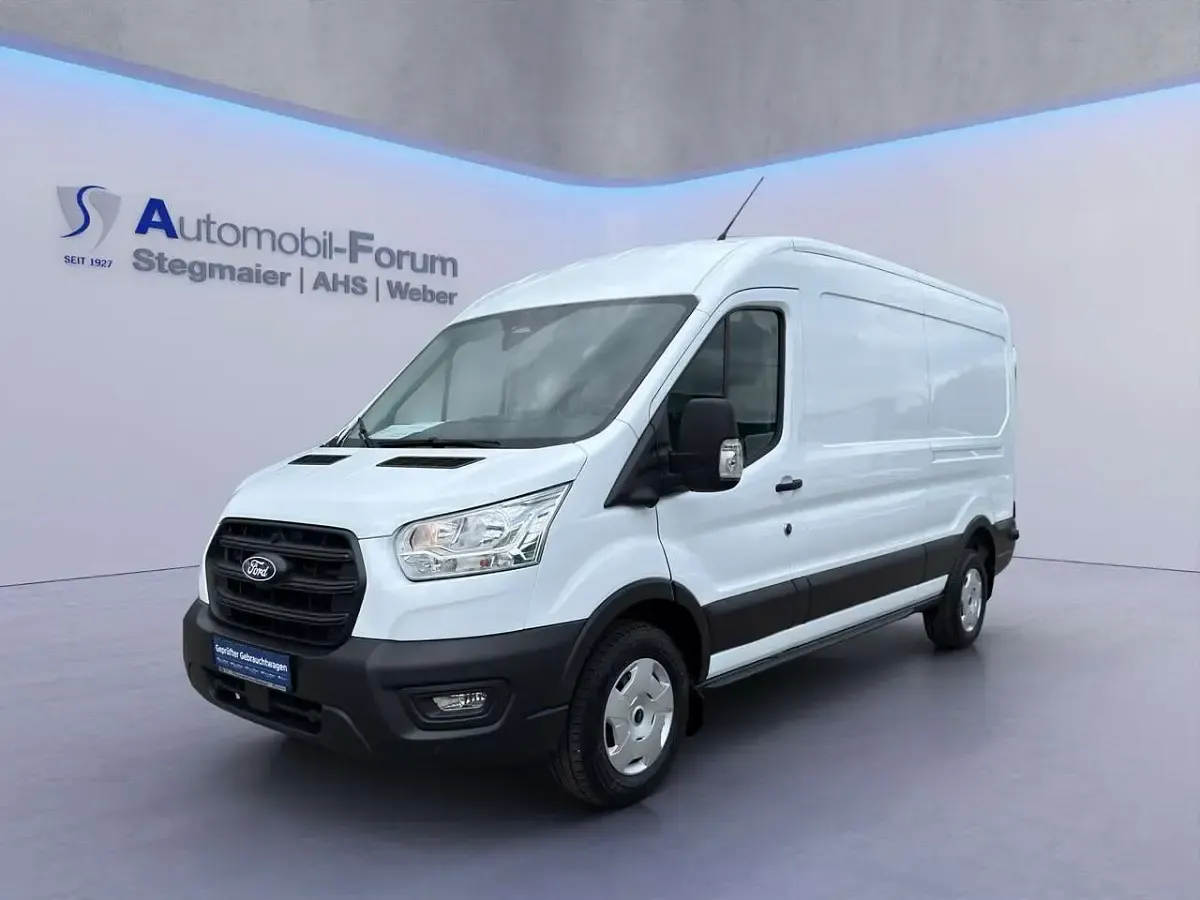 Gebraucht Ford Transit Trend 131 PS (96 kW) 2025 Weiß Limousine