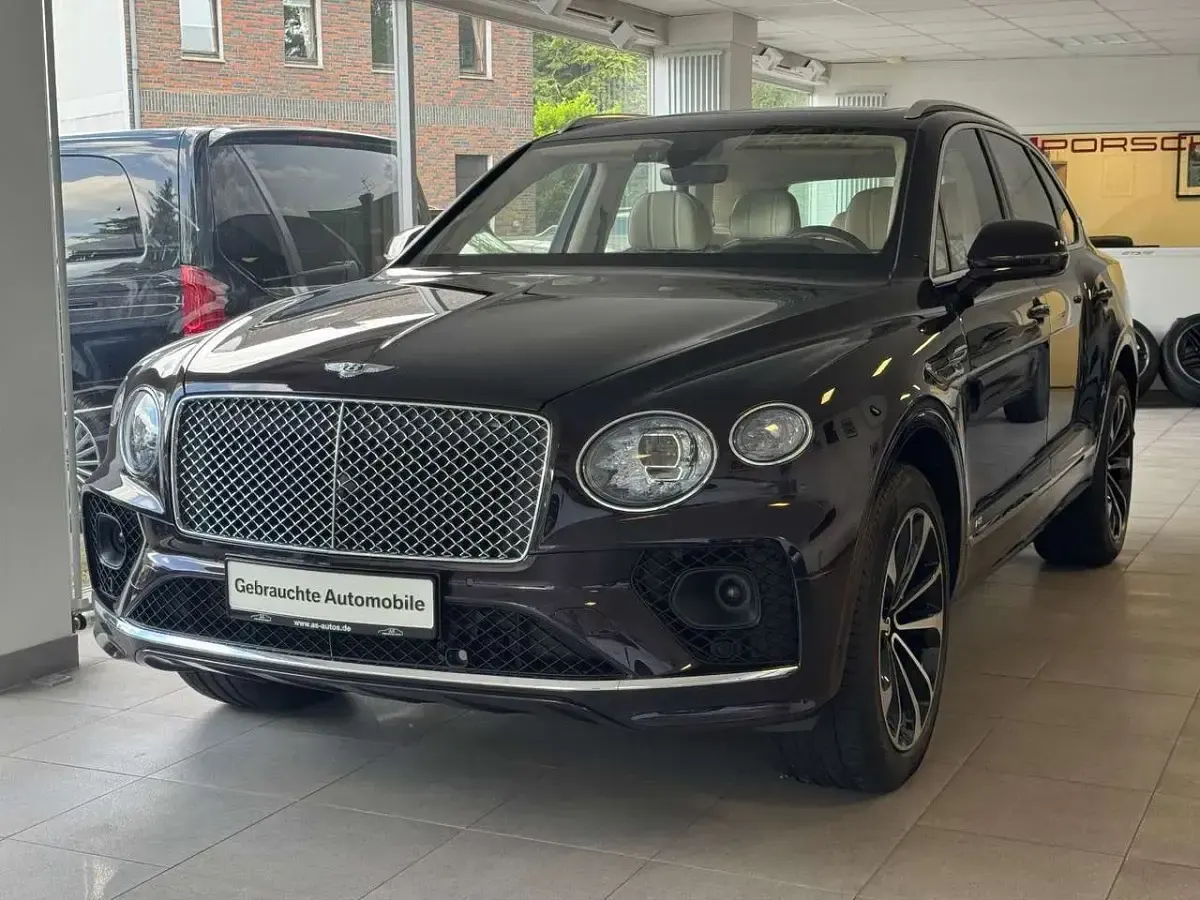 Brugt Bentley Bentayga Mulliner 549 HK (403 kW) 2021 Lilla SUV