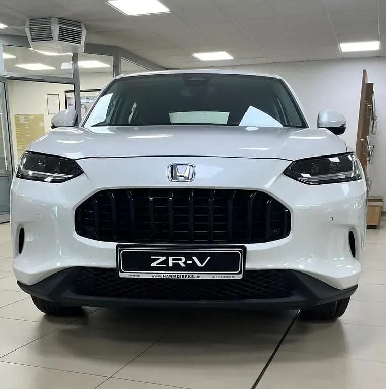 Gebraucht Honda ZR-V Elegance 184 PS (135 kW) 2024 Platinum white pearl SUV