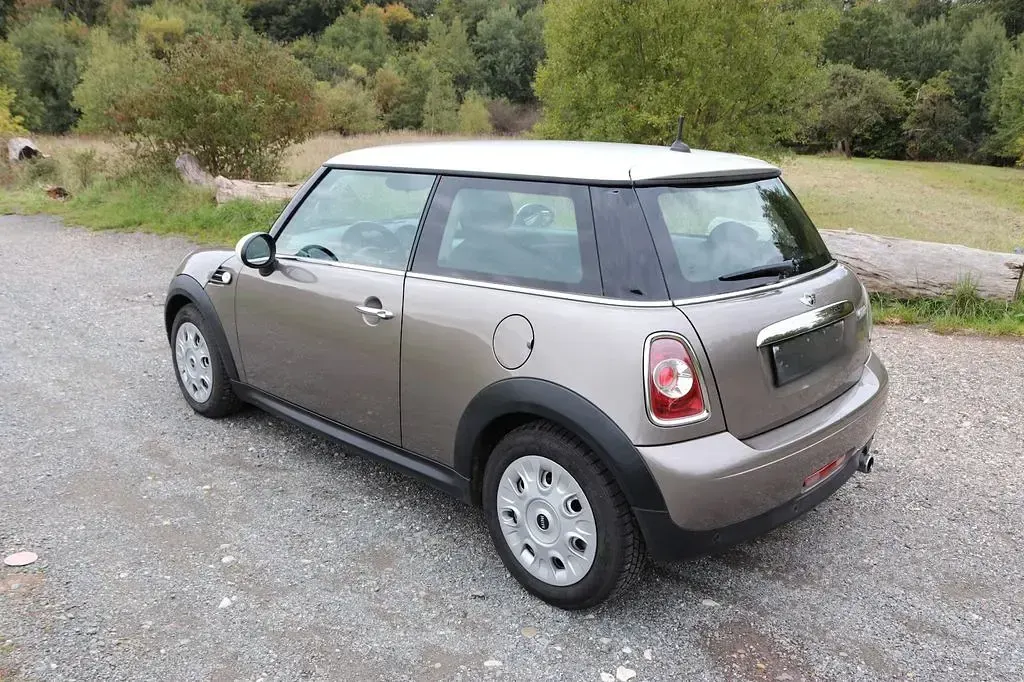 Gebraucht Mini Cooper 122 PS (89 kW) 2012 Schwarz Kleinwagen