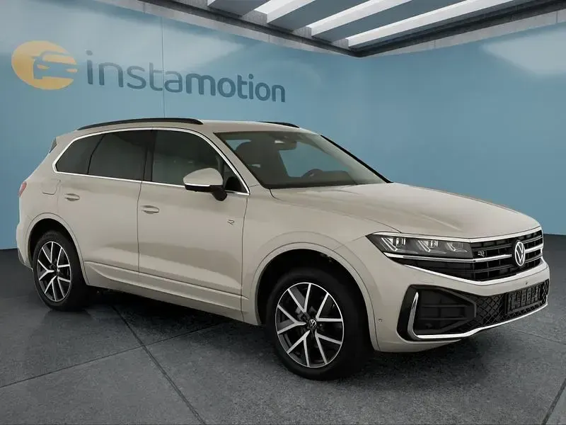 Gebraucht VW Touareg 286 PS (210 kW) 2024 Beige SUV