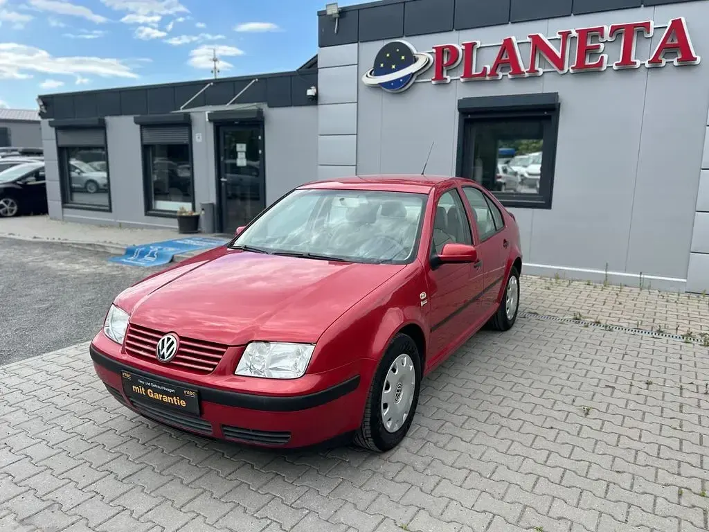 Gebraucht VW Bora Comfortline 105 PS (77 kW) 2003 Rot Limousine