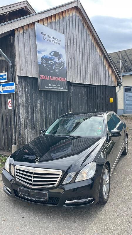 Gebraucht Mercedes E300 Avantgarde 229 PS (168 kW) 2012 Schwarz Limousine