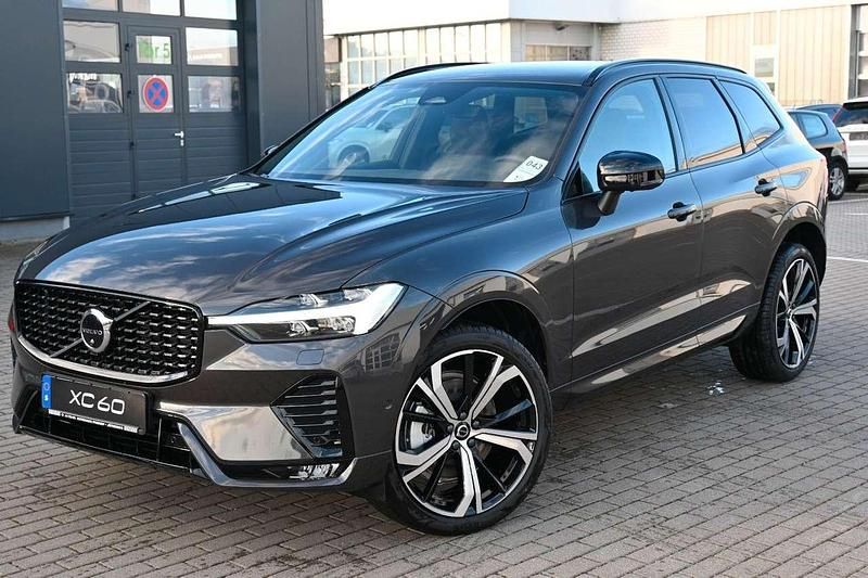 Platinum grey metallic Gebraucht 2023 Volvo XC60 SUV | 50.490 € (Etwas zu teuer) - Bild 1/4
