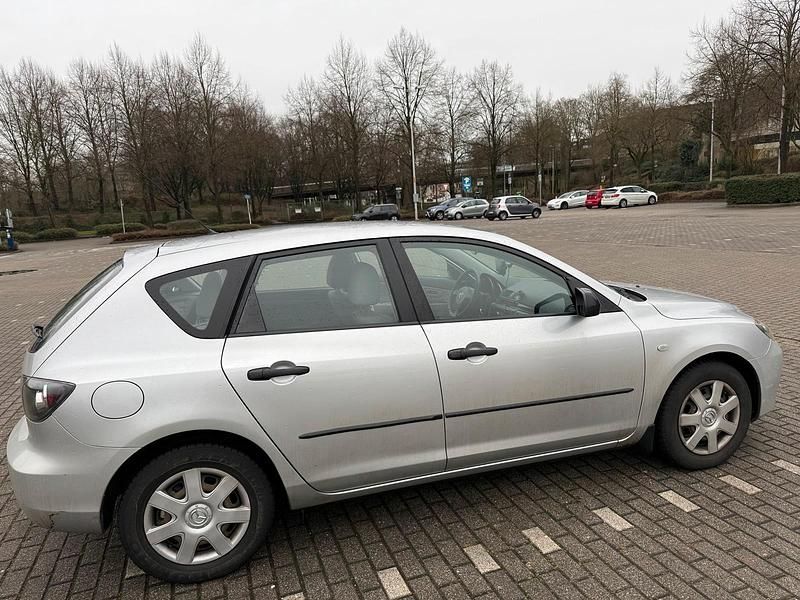 Gebraucht Mazda 3 Comfort 84 PS (61 kW) 2007 Grau Kleinwagen