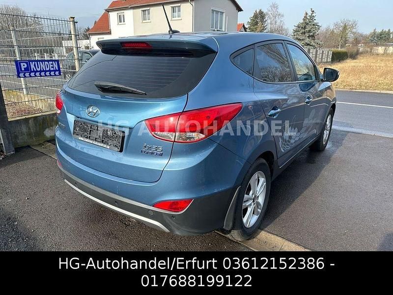 Gebraucht Hyundai ix35 72 PS (52 kW) 2015 Blau SUV