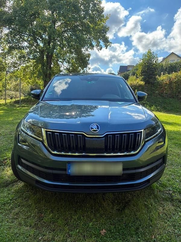 Silber Gebraucht 2018 Skoda Kodiaq SUV | 17.900 € (Superpreis) - Bild 1/4