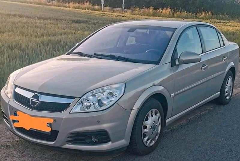 Silber Gebraucht 2006 Opel Vectra Limousine | 2.500 € - Bild 1/4