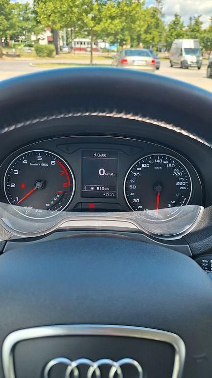 Schwarz Gebraucht 2016 Audi A3 Ambiente Limousine | 14.450 € (Fairer Preis) - Bild 1/4