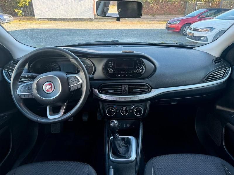 Gebraucht Fiat Tipo Pop 95 PS (69 kW) 2017 Grau Limousine