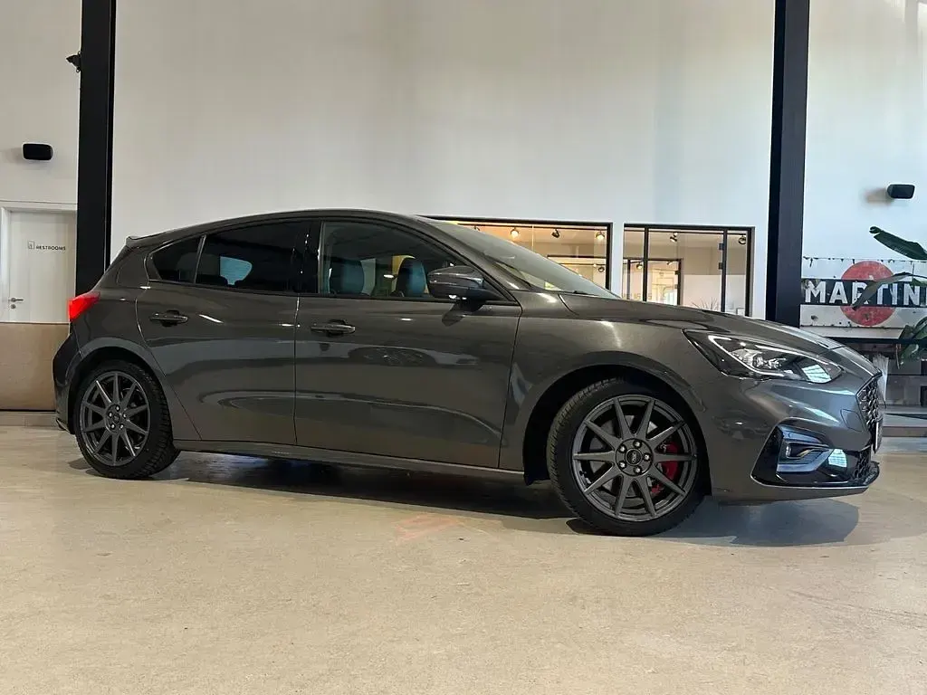 Gebraucht Ford Focus ST 280 PS (205 kW) 2020 Magnetic Limousine