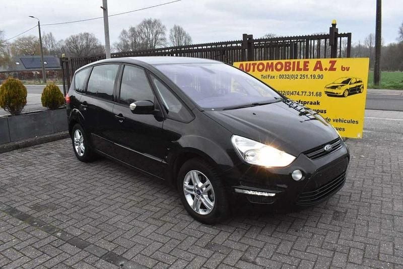 Schwarz Gebraucht 2012 Ford S-MAX Titanium Van / Kleinbus | 5.499 € (Guter Preis) - Bild 1/4