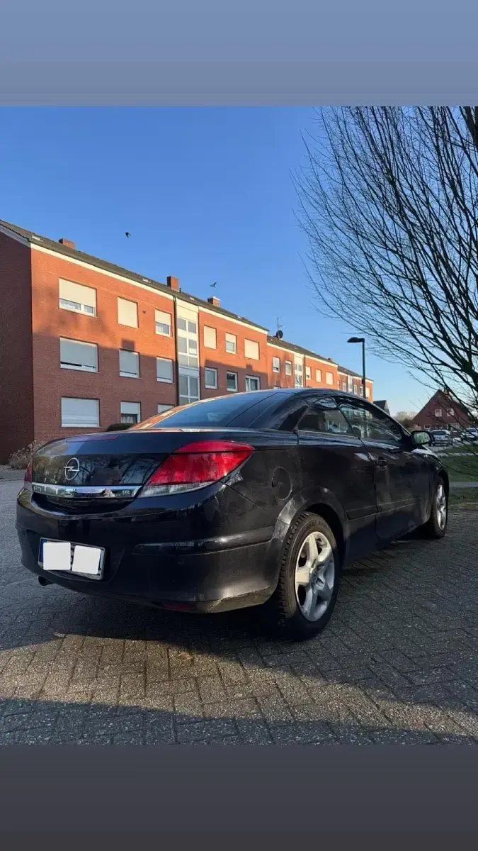 Gebraucht Opel Astra 140 PS (102 kW) 2006 Schwarz Cabrio
