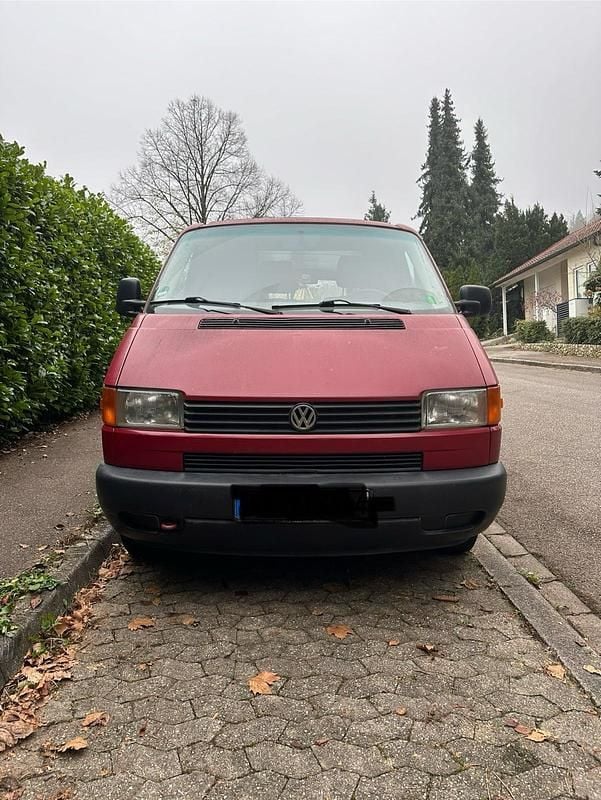 Second-hand VW Transporter 116 CP (85 kW) 2002 Roșu Van