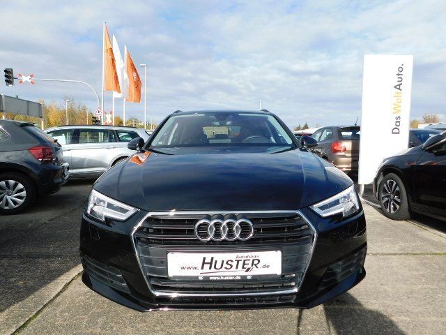 Gebraucht Audi A4 Sport 190 PS (139 kW) 2017 Schwarz metallic Kombi