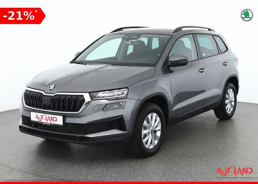 Neu Skoda Karoq Selection 150 PS (110 kW) 2025 Grau SUV