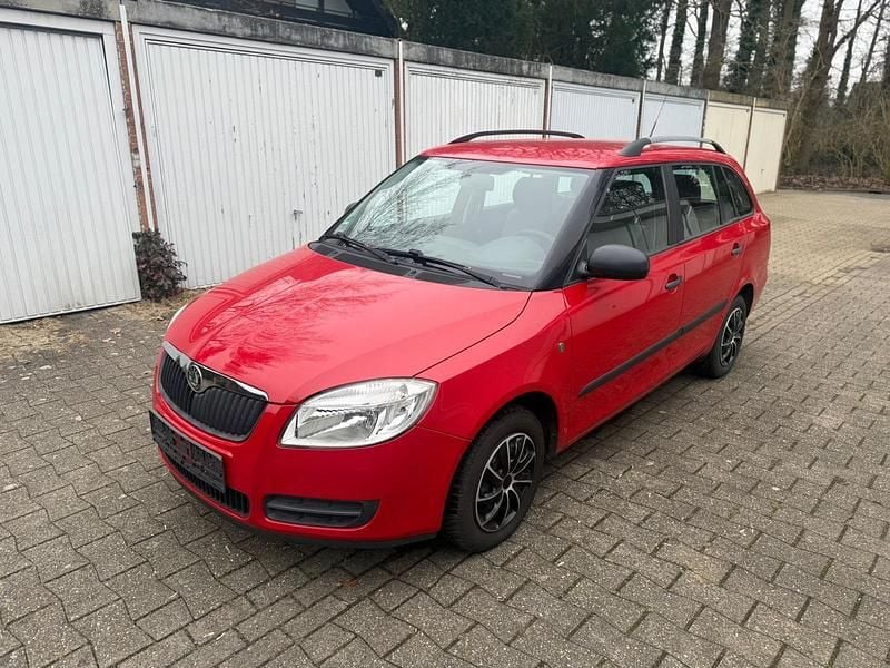 Gebraucht Skoda Fabia 2010 Rot Kombi