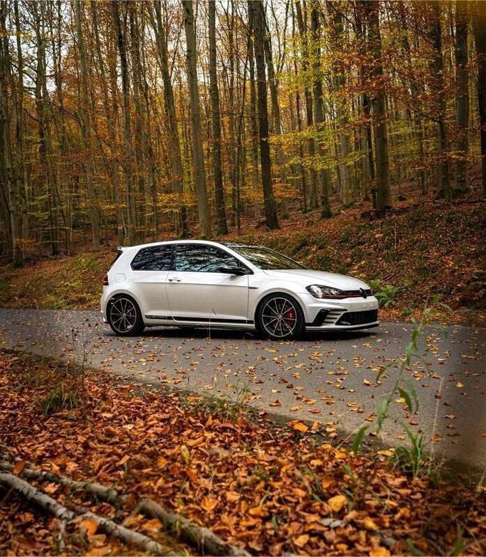 Weiß Gebraucht 2017 VW Golf VII GTI Clubsport Limousine | 30.500 € - Bild 1/4