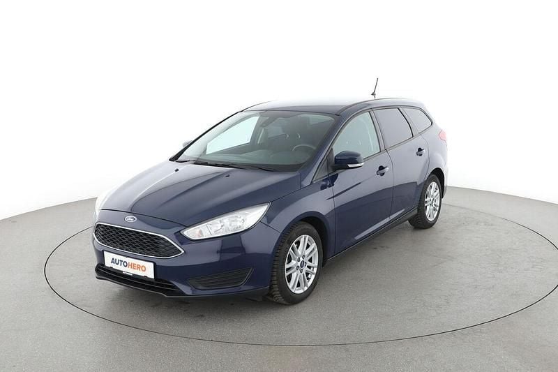 Blau Gebraucht 2017 Ford Focus Trend Kombi | 8.850 € (Fairer Preis) - Bild 1/3