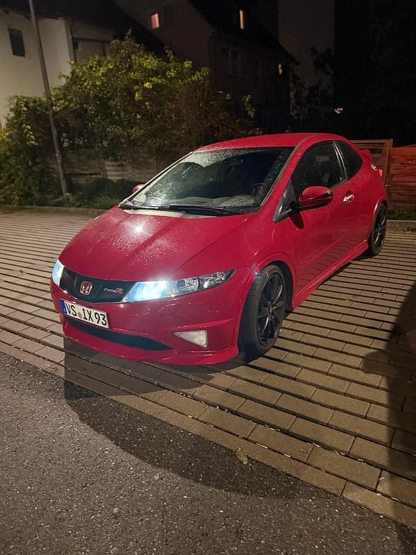 Rot Gebraucht 2007 Honda Civic Type R Coupé | 9.000 € (Teuer) - Bild 1/4