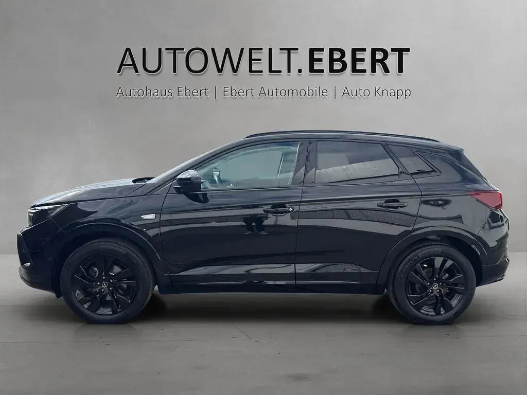Gebraucht Opel Grandland X GS Line 131 PS (96 kW) 2022 Diamant schwarz/karbon schwarz SUV