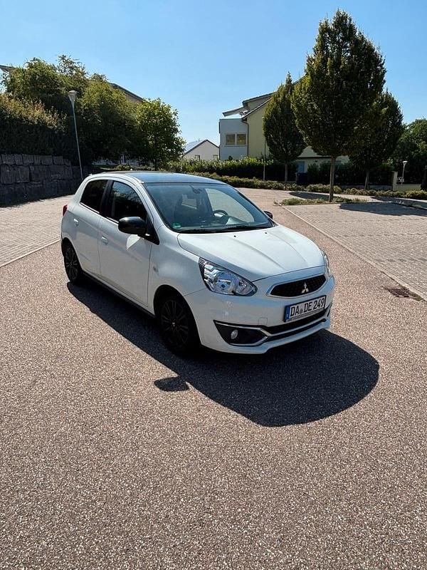 Weiß Gebraucht 2019 Mitsubishi Space Star Active Limousine | 10.490 € (Guter Preis) - Bild 1/4