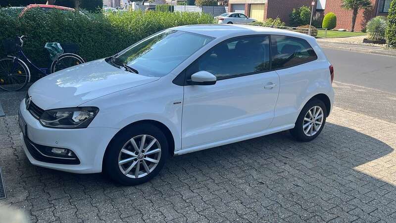 Weiß Gebraucht 2016 VW Polo LOUNGE Limousine | 6.000 € (Superpreis) - Bild 1/3