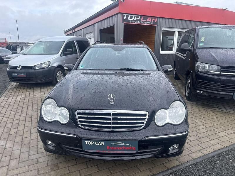 Gebraucht Mercedes C180 143 PS (105 kW) 2006 Schwarz Kombi