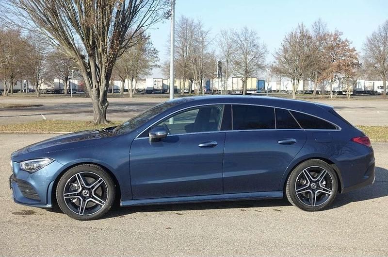 Blau Gebraucht 2020 Mercedes CLA250 Shooting Brake AMG line Kombi | 30.000 € (Fairer Preis) - Bild 1/4