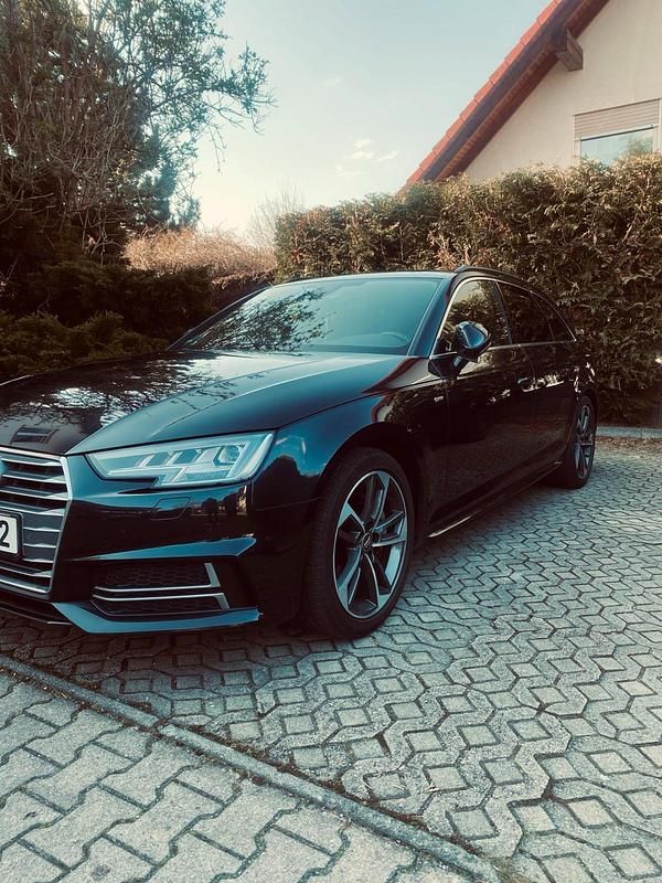 Gebraucht 2017 Audi A4 S-Line Kombi | 17.599 € (Fairer Preis) - Bild 1/4