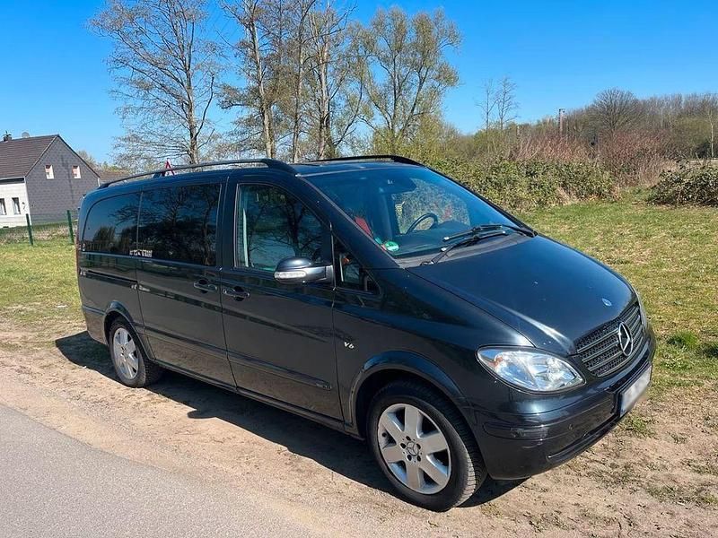 Schwarz Gebraucht 2006 Mercedes Viano Van / Kleinbus | 9.000 € - Bild 1/4